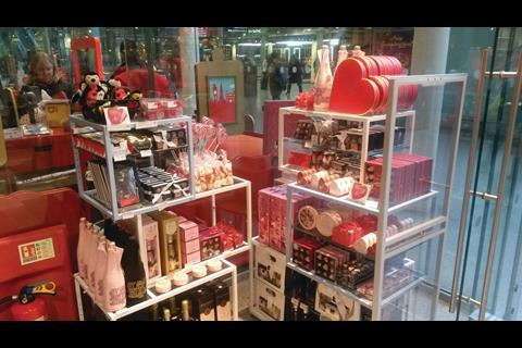 One wonders why John Lewis didn’t opt to do something a little different in its freshly minted ‘click-and-commute’ store in St Pancras.